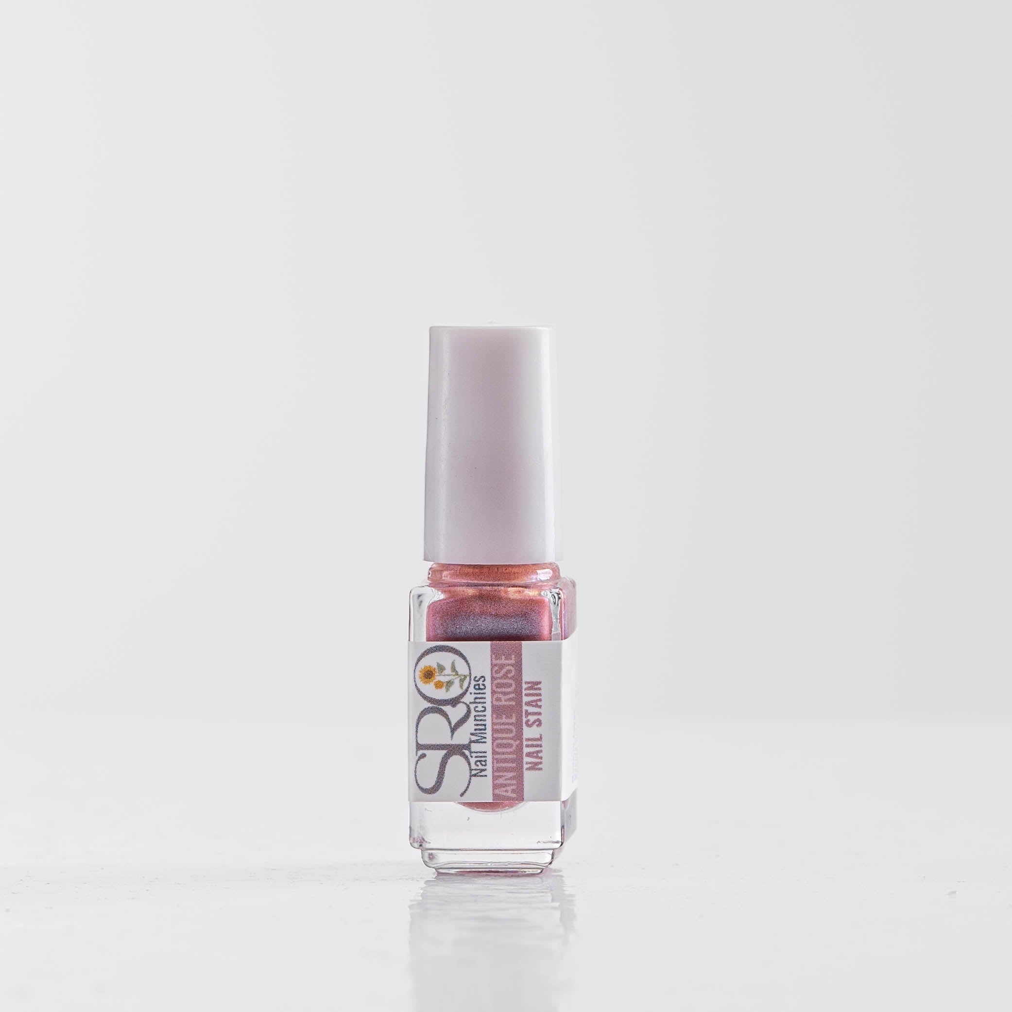 NM - Vegan Nail Polish & Strengthener   إن إم - طلاء أظافر نباتي ومقوي للأظافر